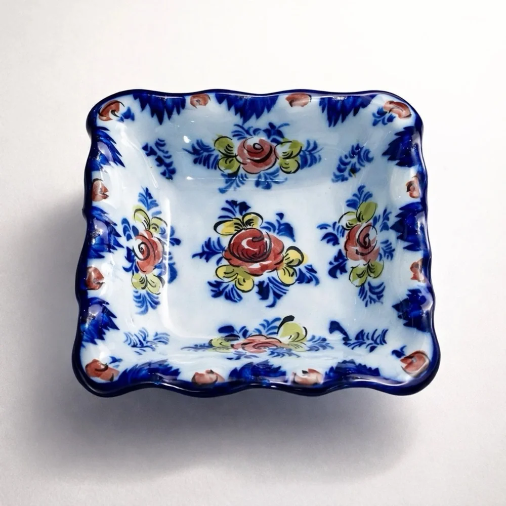 VTG Vestal Alcobaça Portugal Hand Painted Floral Faience Nut Bowls - Set of 4